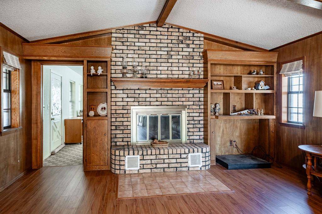 2100 Avenue Q, Anson, TX 79501