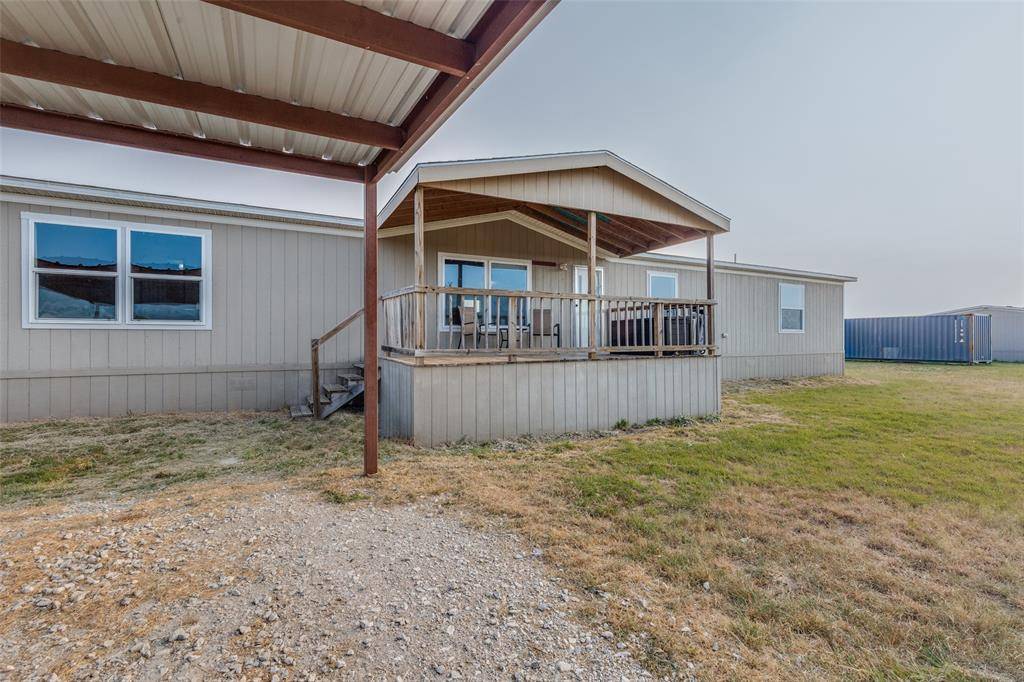 268 Deer Valley Lane, Poolville, TX 76487