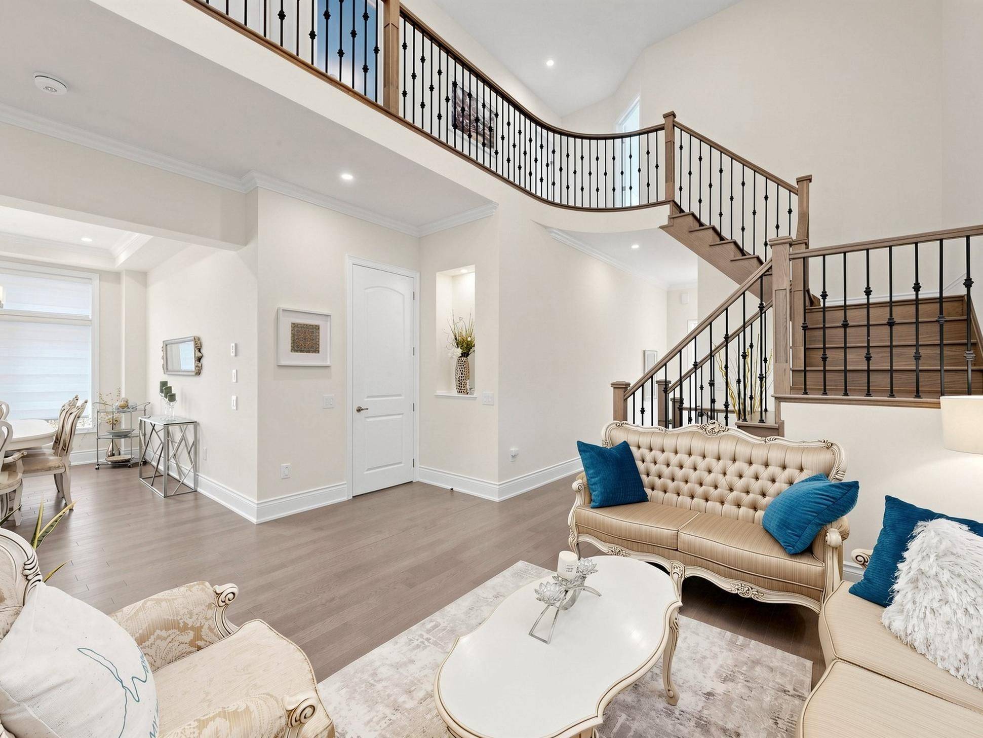 73 Menotti DR, Richmond Hill, ON L4E 1G7