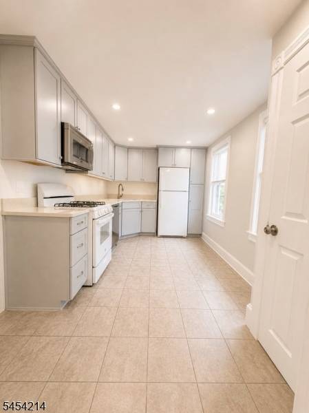 415 E Union Ave #2, Bound Brook Boro, NJ 08805