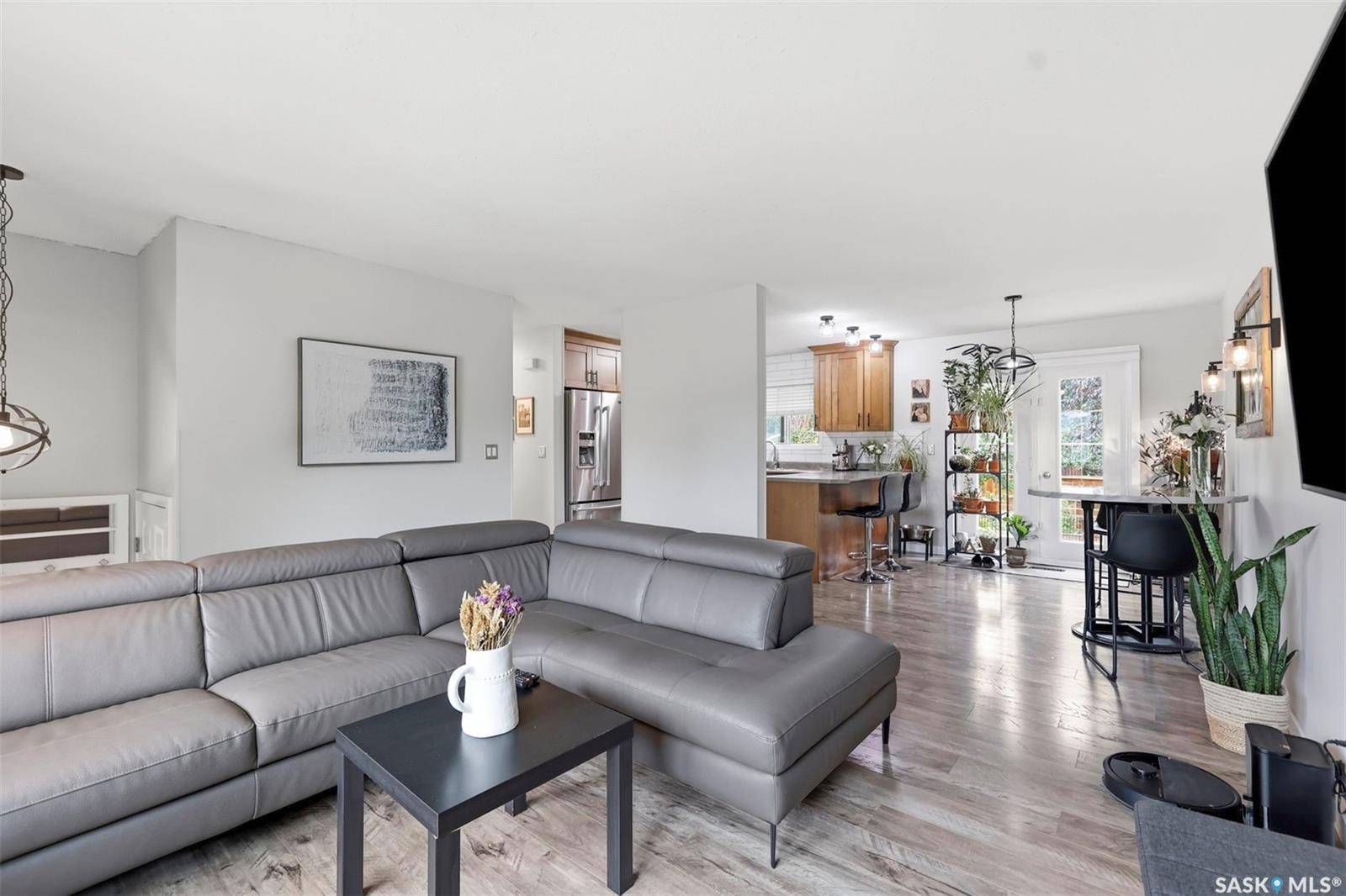 151 Makaroff ROAD, Saskatoon, SK S7L 6R6