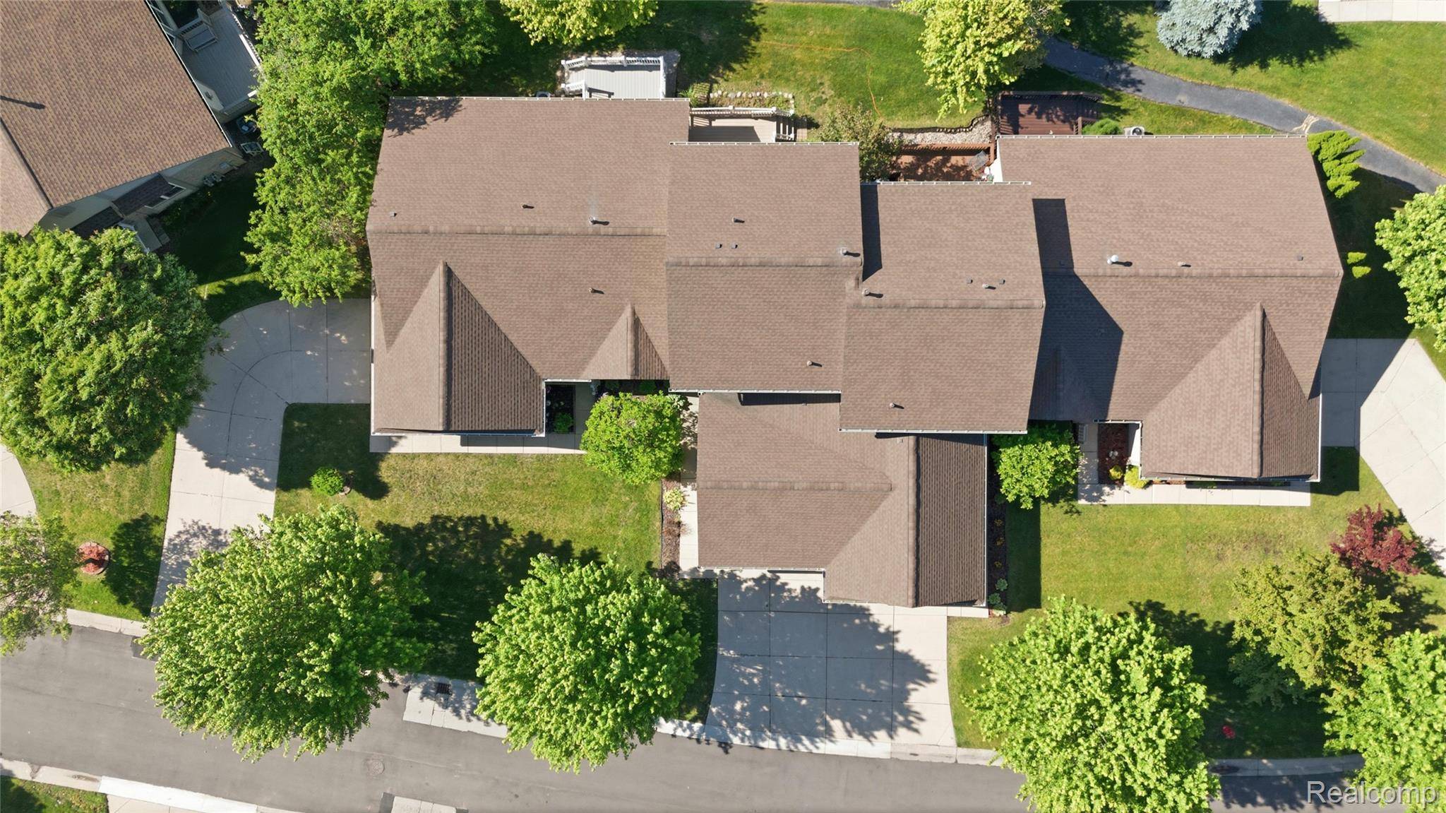 22852 Woodcreek DR, Taylor, MI 48180