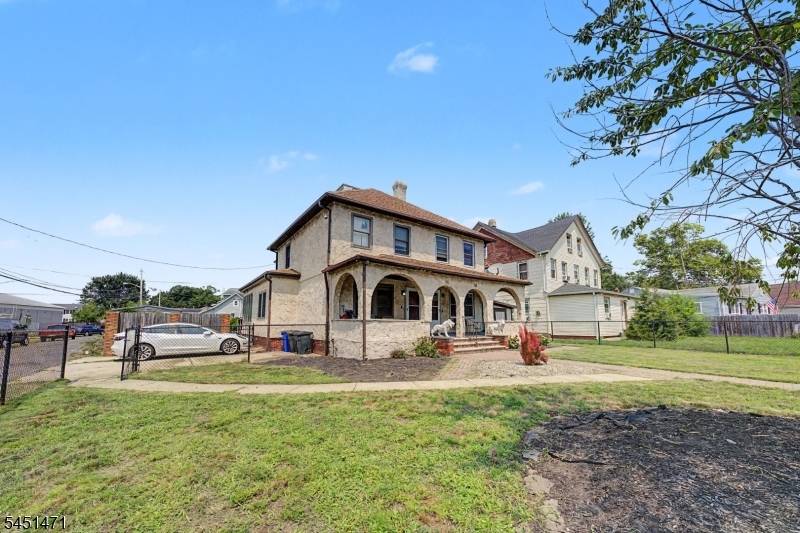 53 Maple Ave, Keansburg Boro, NJ 07734