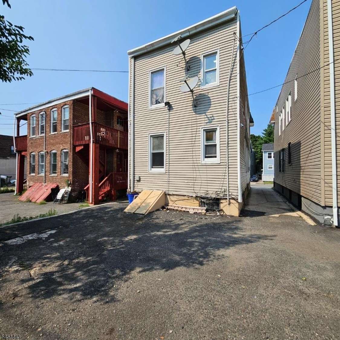 115 Tremont Ave, East Orange City, NJ 07018