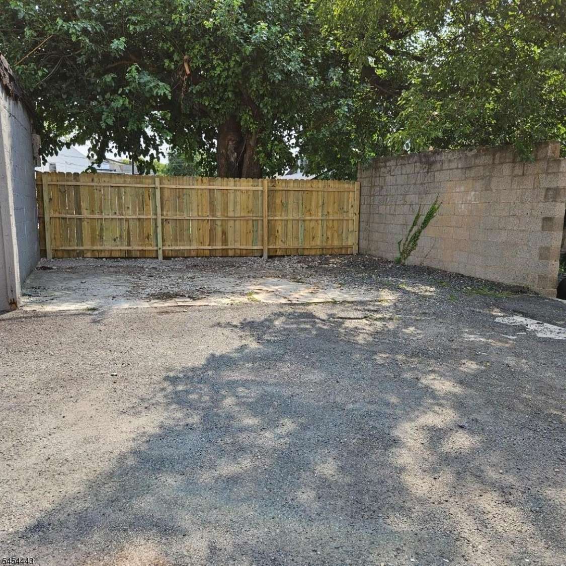 115 Tremont Ave, East Orange City, NJ 07018