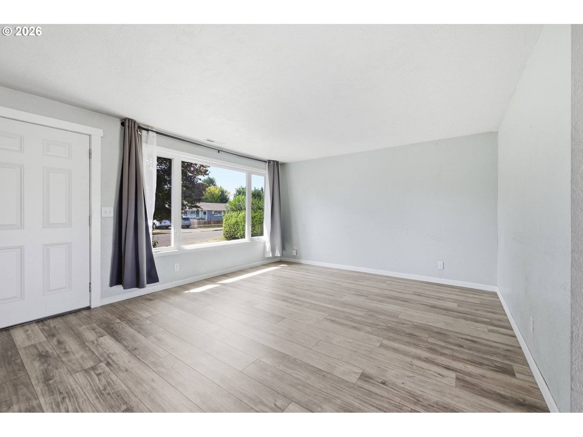 1785 N DANEBO AVE, Eugene, OR 97402