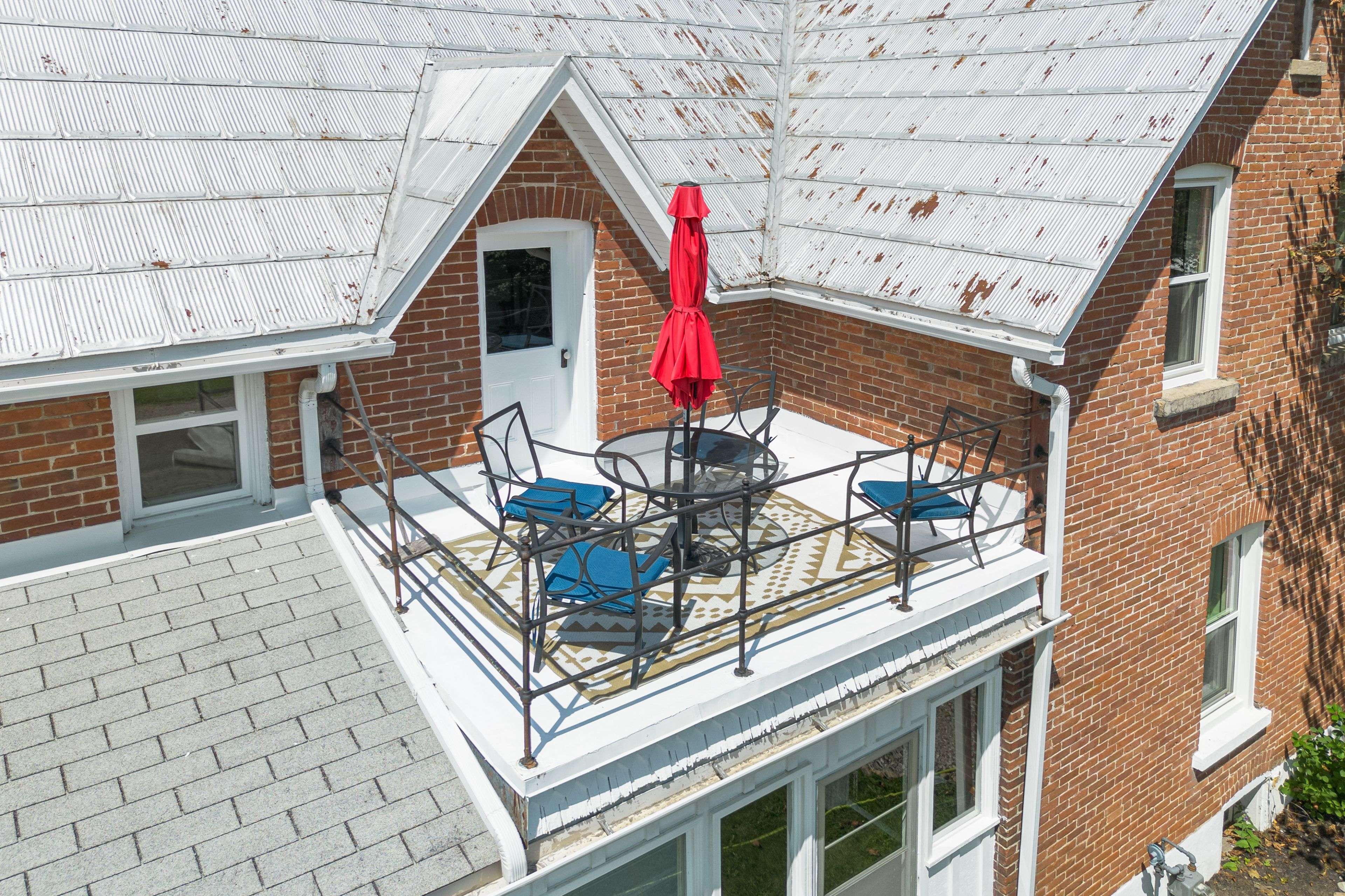21 Francis ST E, Kawartha Lakes, ON K0M 1N0