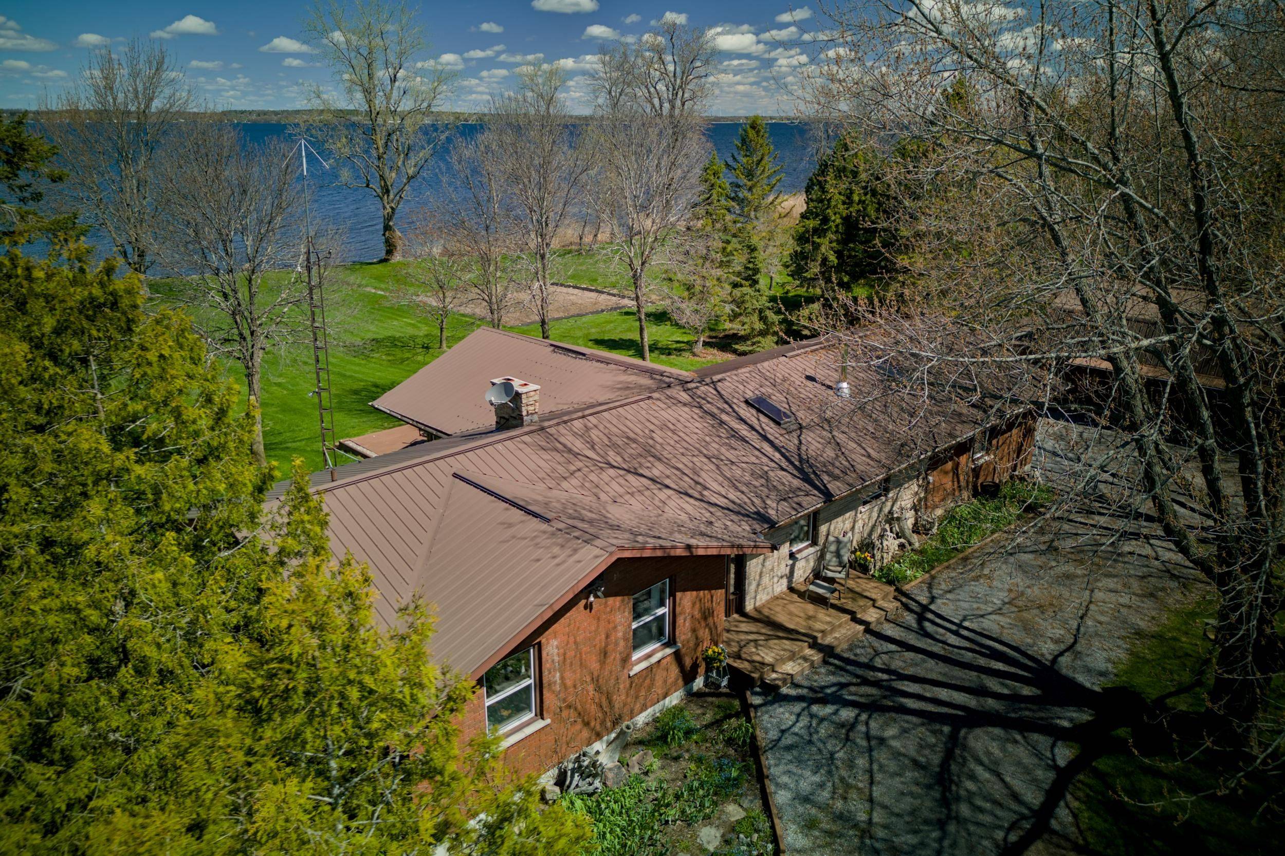 10930 Front RD, Loyalist, ON K0H 2S0