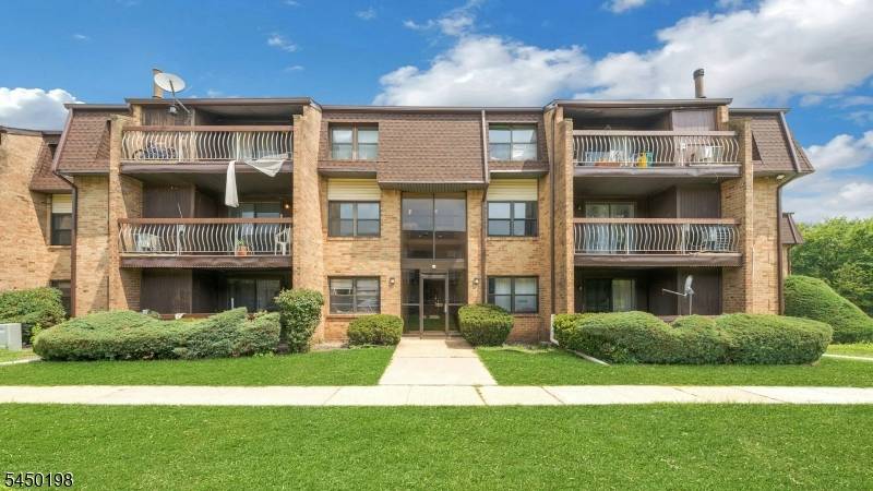 1520 Raspberry Ct #1520, Edison Twp., NJ 08817