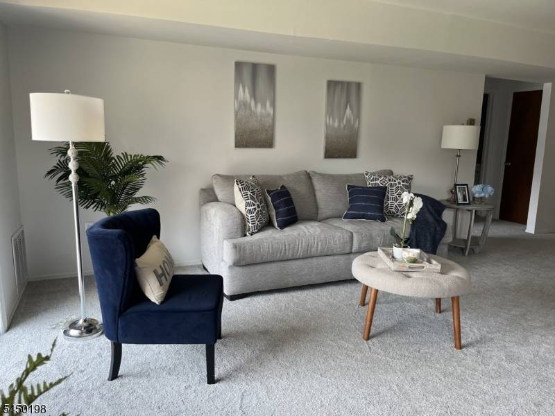 1520 Raspberry Ct #1520, Edison Twp., NJ 08817