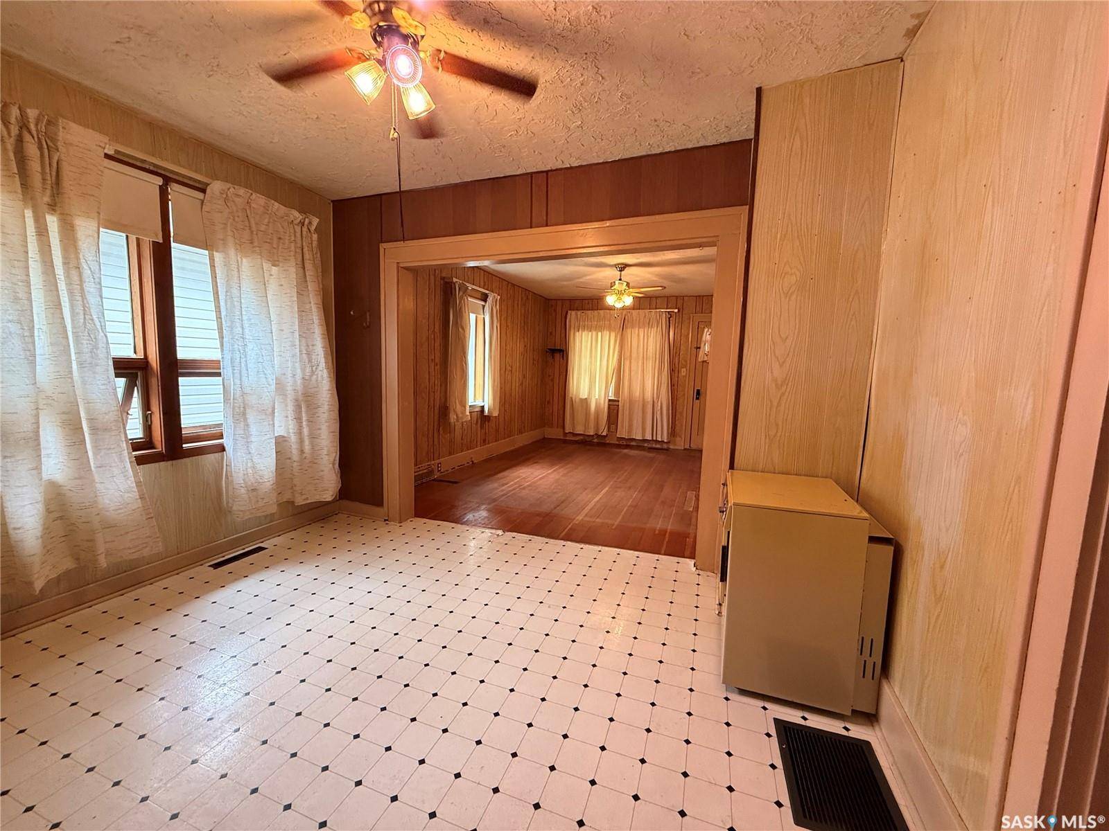 538 Centre STREET, Shaunavon, SK S0N 2M0