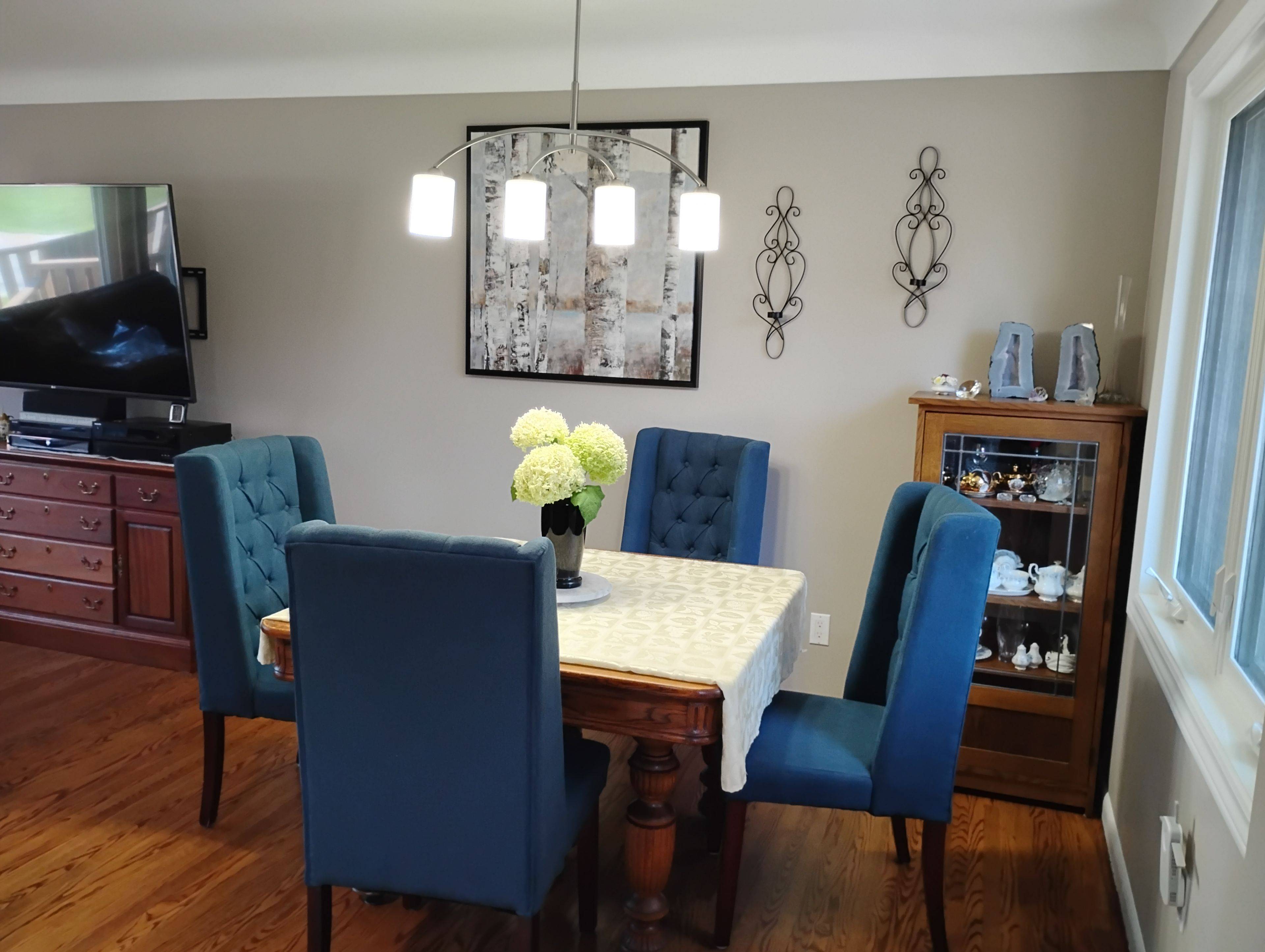 165 Elizabeth DR, Gananoque, ON K7G 1P4