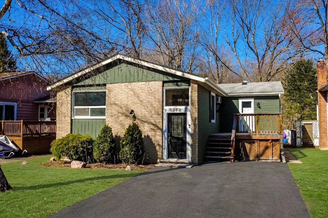 162 Pratt CRES, Gravenhurst, ON P1P 1P5