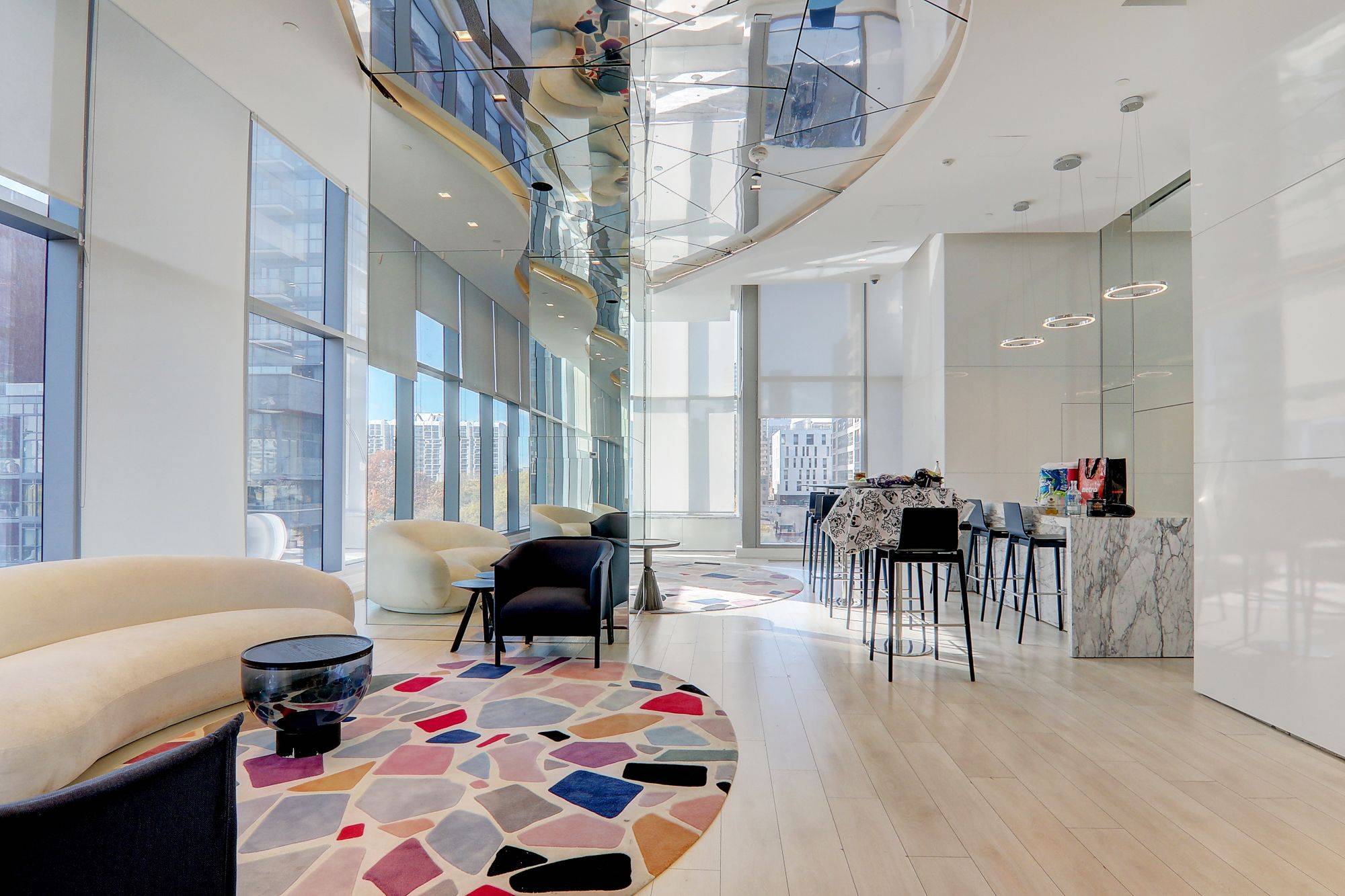 251 Jarvis ST #1718, Toronto C08, ON M5B 0C3