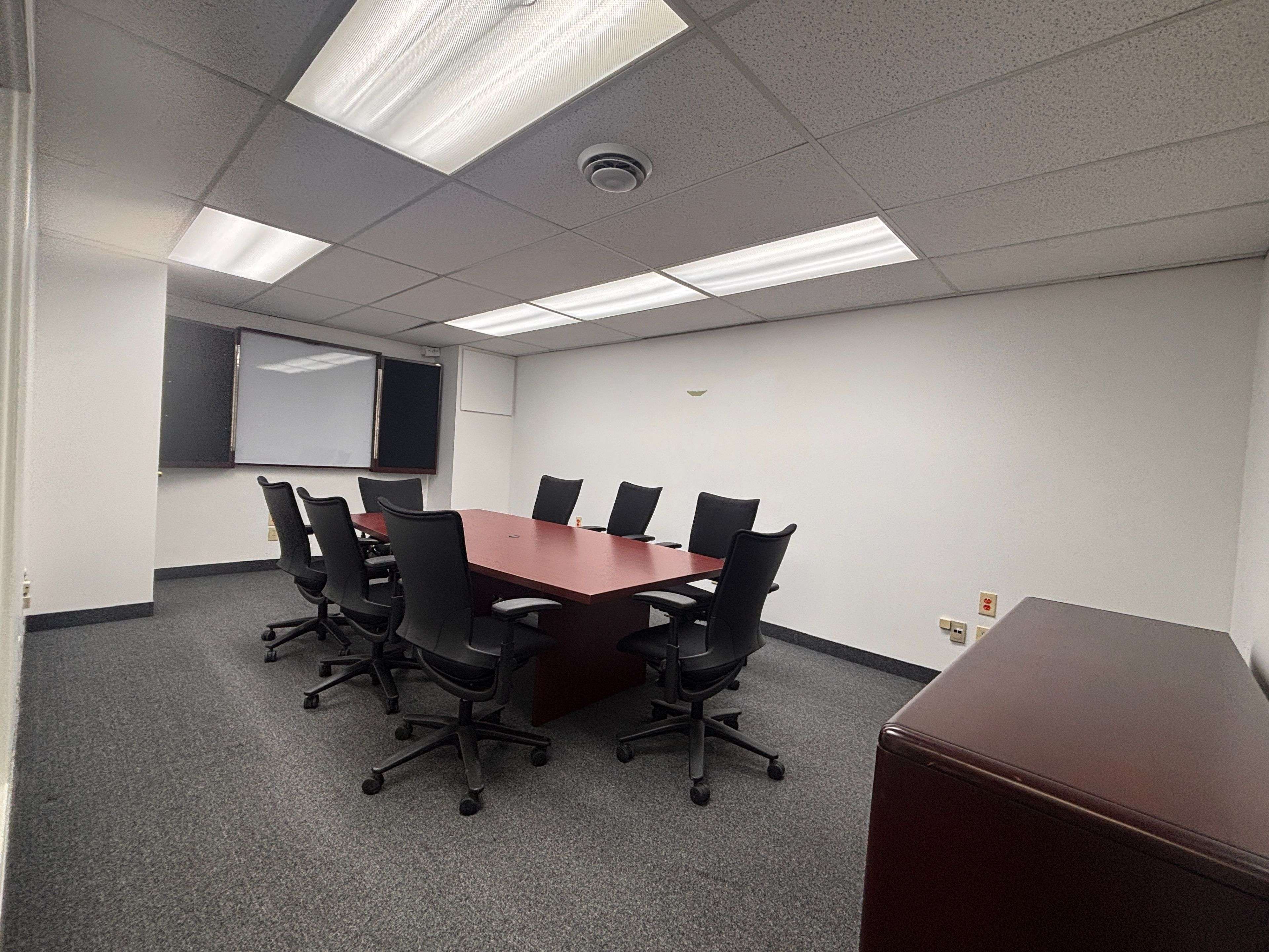 1010 Polytek ST #12 & 14, Beacon Hill North - South And Area, ON K1J 9H9