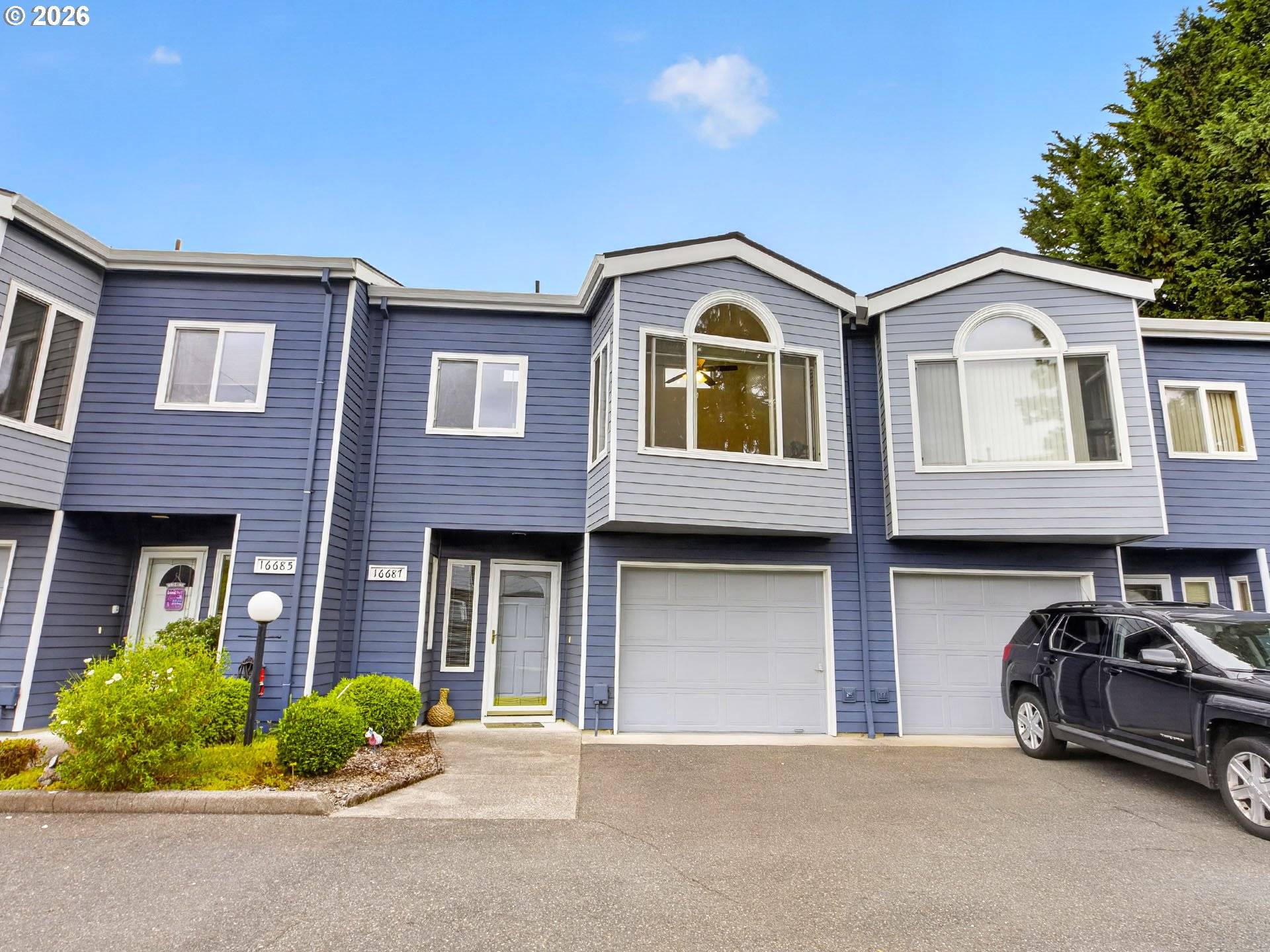 16687 NE HALSEY ST, Portland, OR 97230