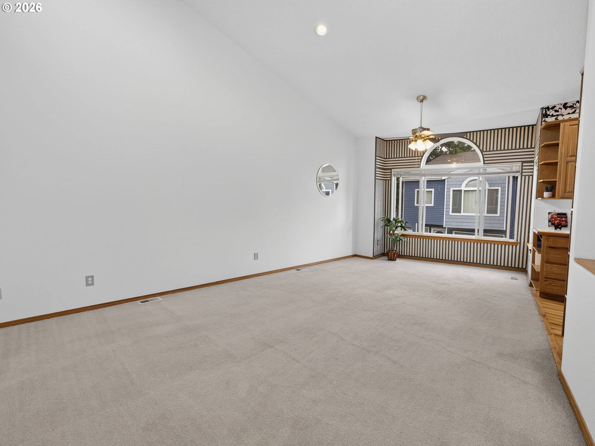 16687 NE HALSEY ST, Portland, OR 97230
