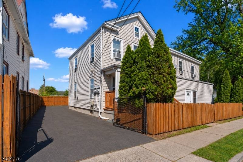 111-115 Liberty St, Plainfield City, NJ 07060