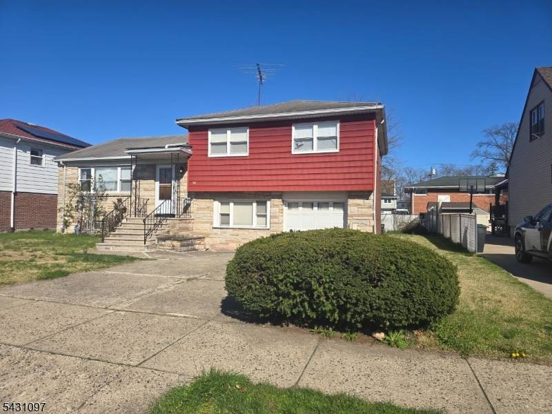 35 E 36Th St, Paterson City, NJ 07514