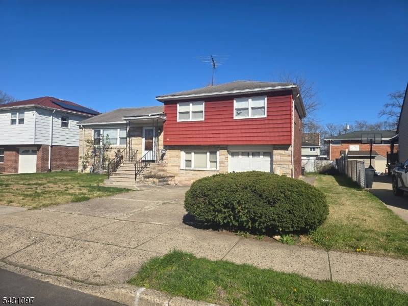 35 E 36Th St, Paterson City, NJ 07514