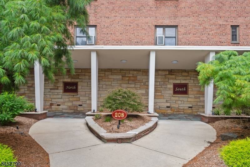 208 Anderson St #Nf3, Hackensack City, NJ 07601