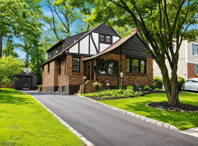 101 Chetwood Ter, Fanwood Boro, NJ 07023