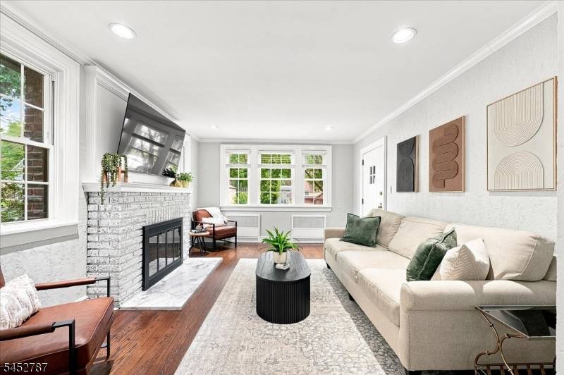 101 Chetwood Ter, Fanwood Boro, NJ 07023