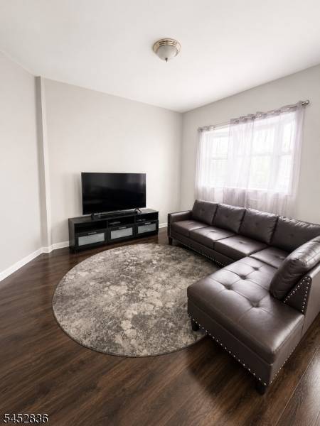 279 N 6Th St, Newark City, NJ 07107