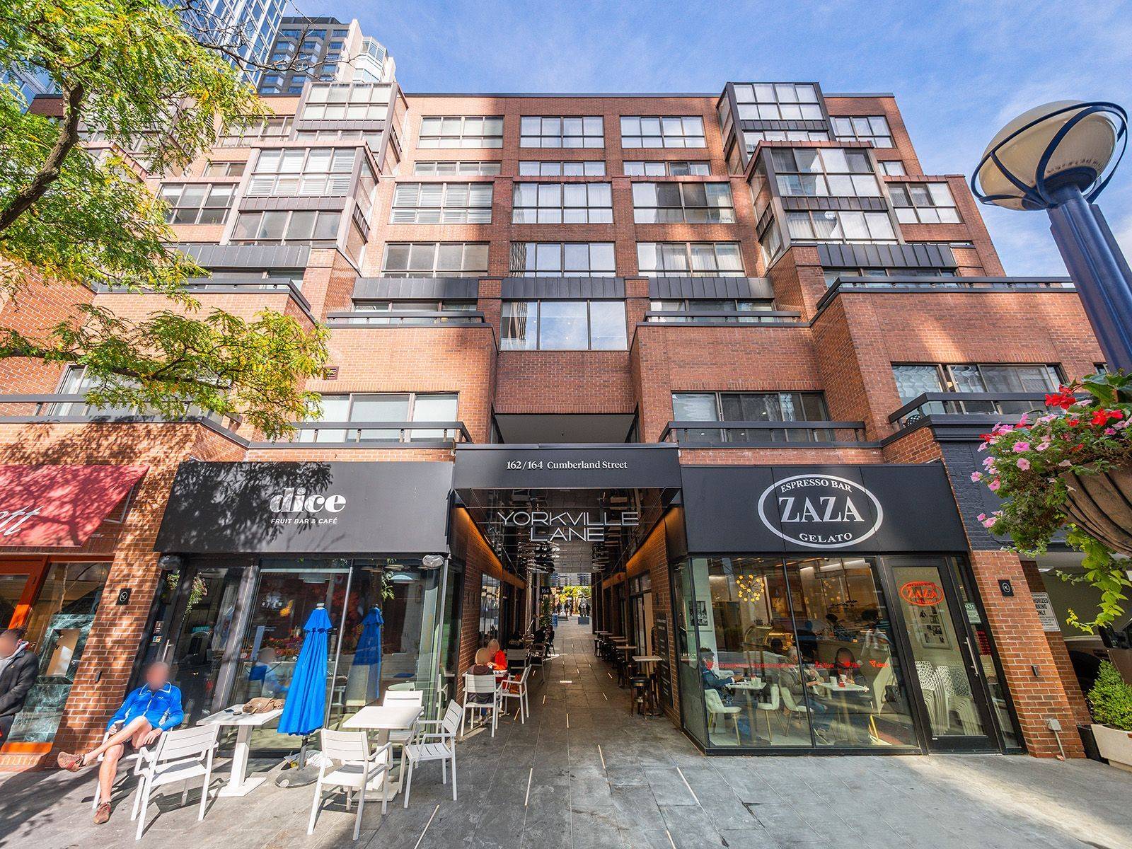 164 Cumberland ST #602, Toronto C02, ON M5R 1A8