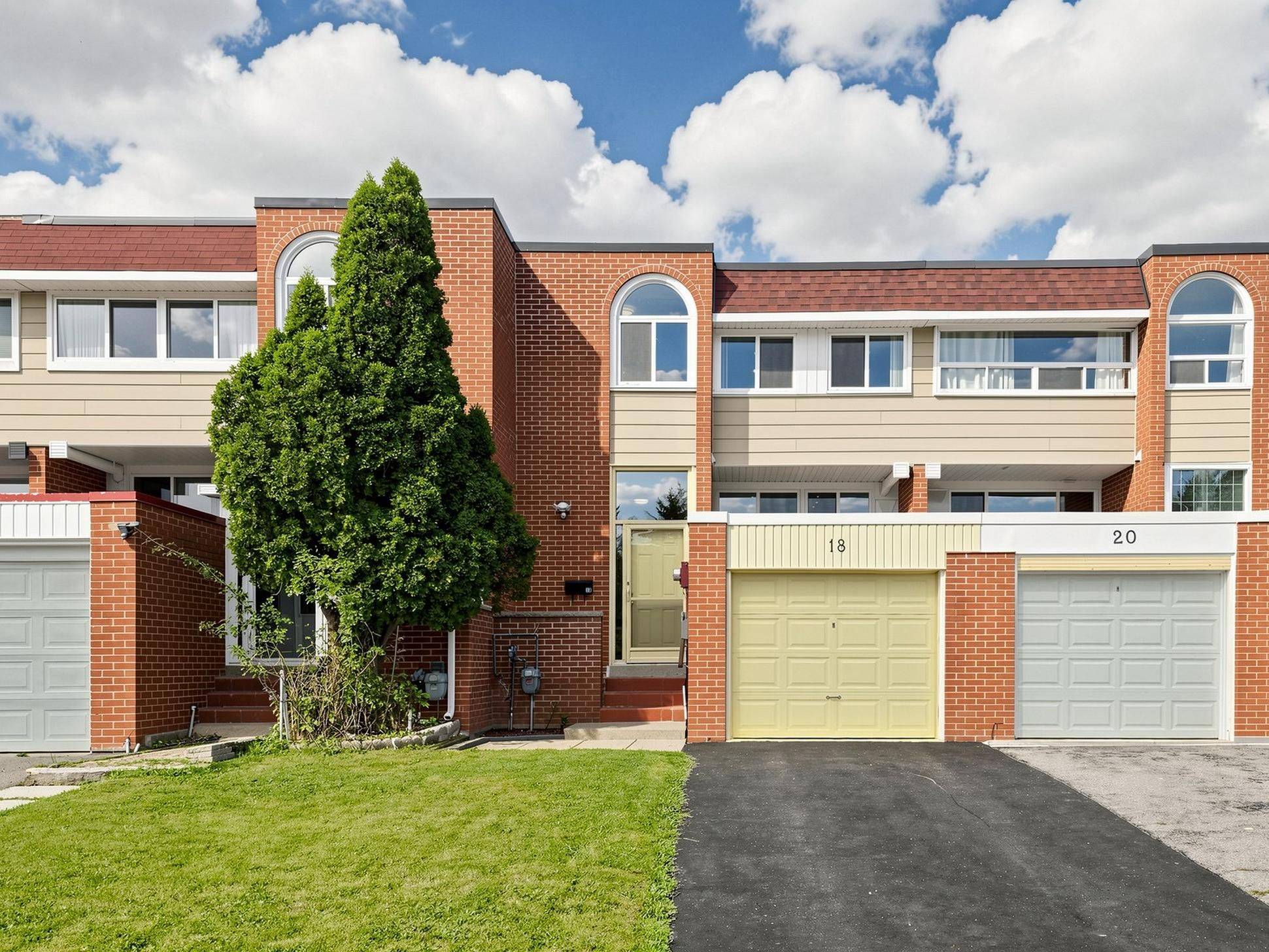 18 Sprucewood CT, Toronto E05, ON M1W 2K3