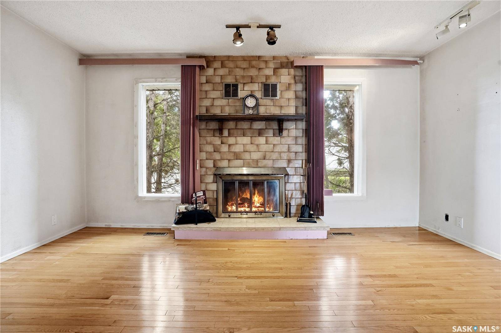 83 FUHRMANN CRESCENT, Regina, SK S4R 5A4