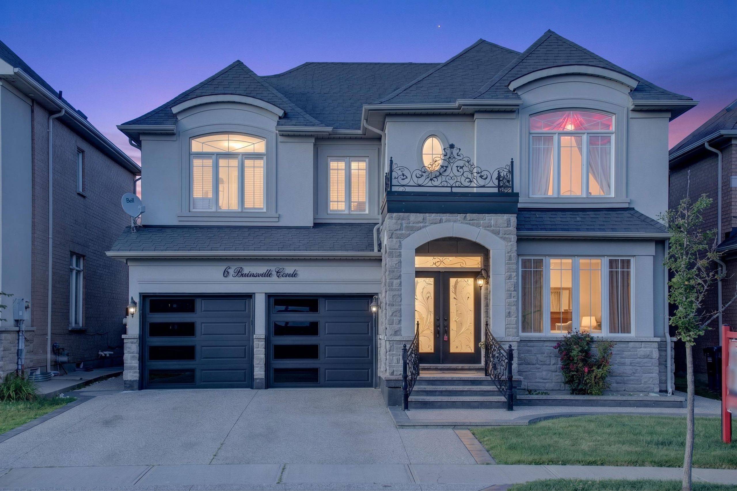 6 Bainsville CIR, Brampton, ON L6P 3A5