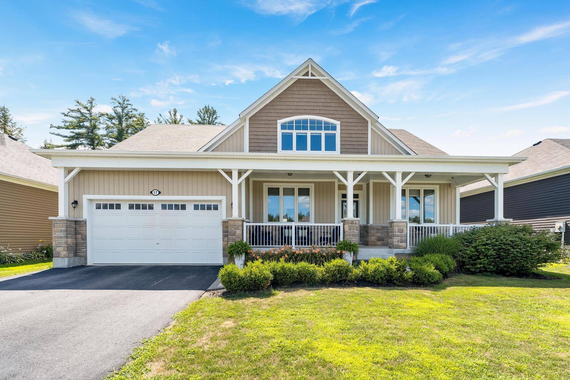 17 Fawnbrook CT, Bracebridge, ON P1L 0A3