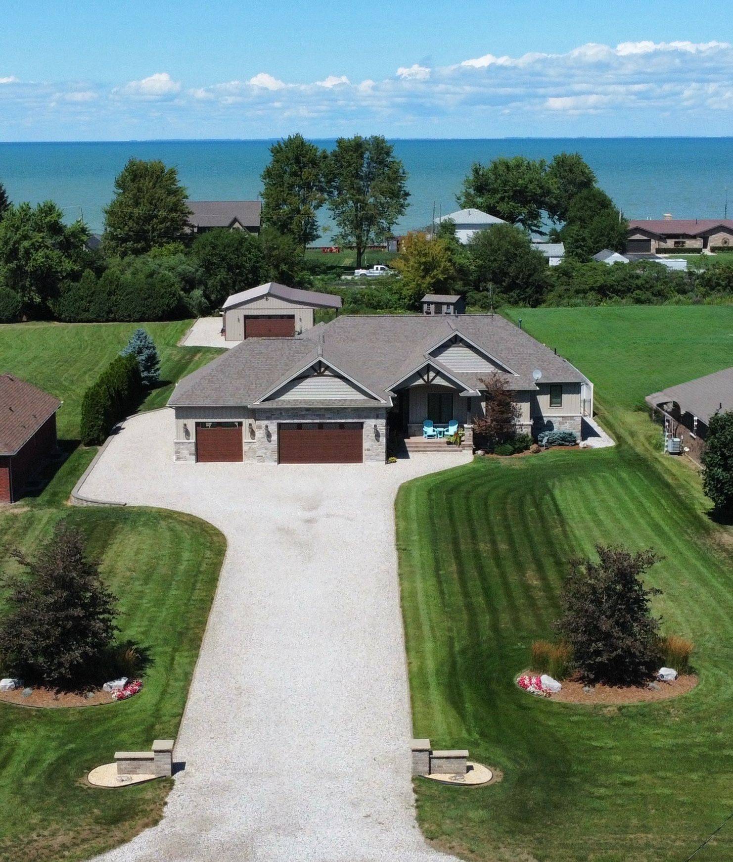 663 County 2 RD, Lakeshore, ON N8L 1K3