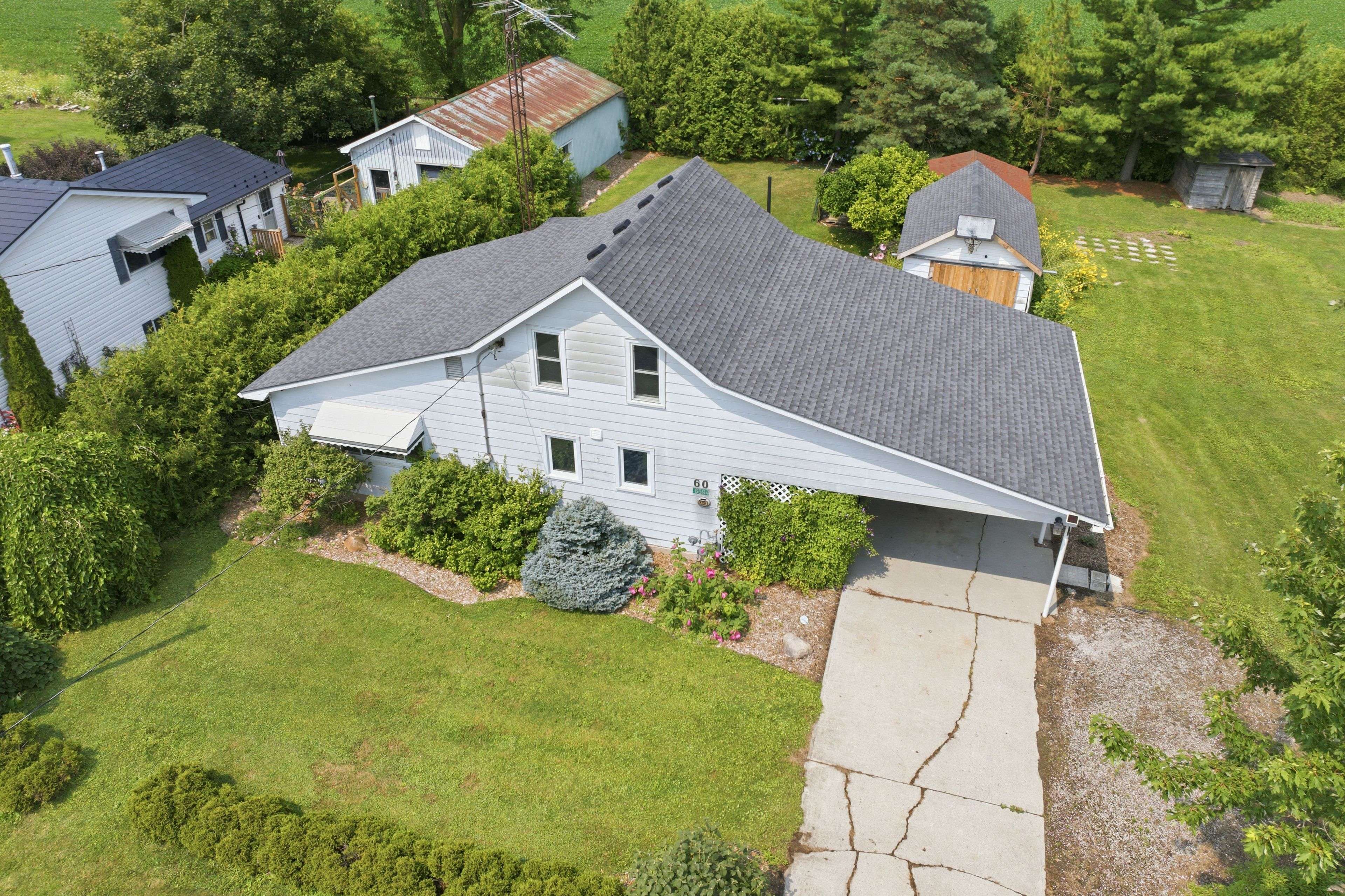 6594 James ST, Brooke-alvinston, ON N0N 1K0