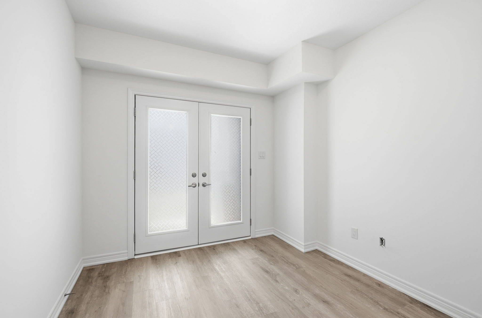 19 Roxanne DR #119, Hamilton, ON L8H 0B6