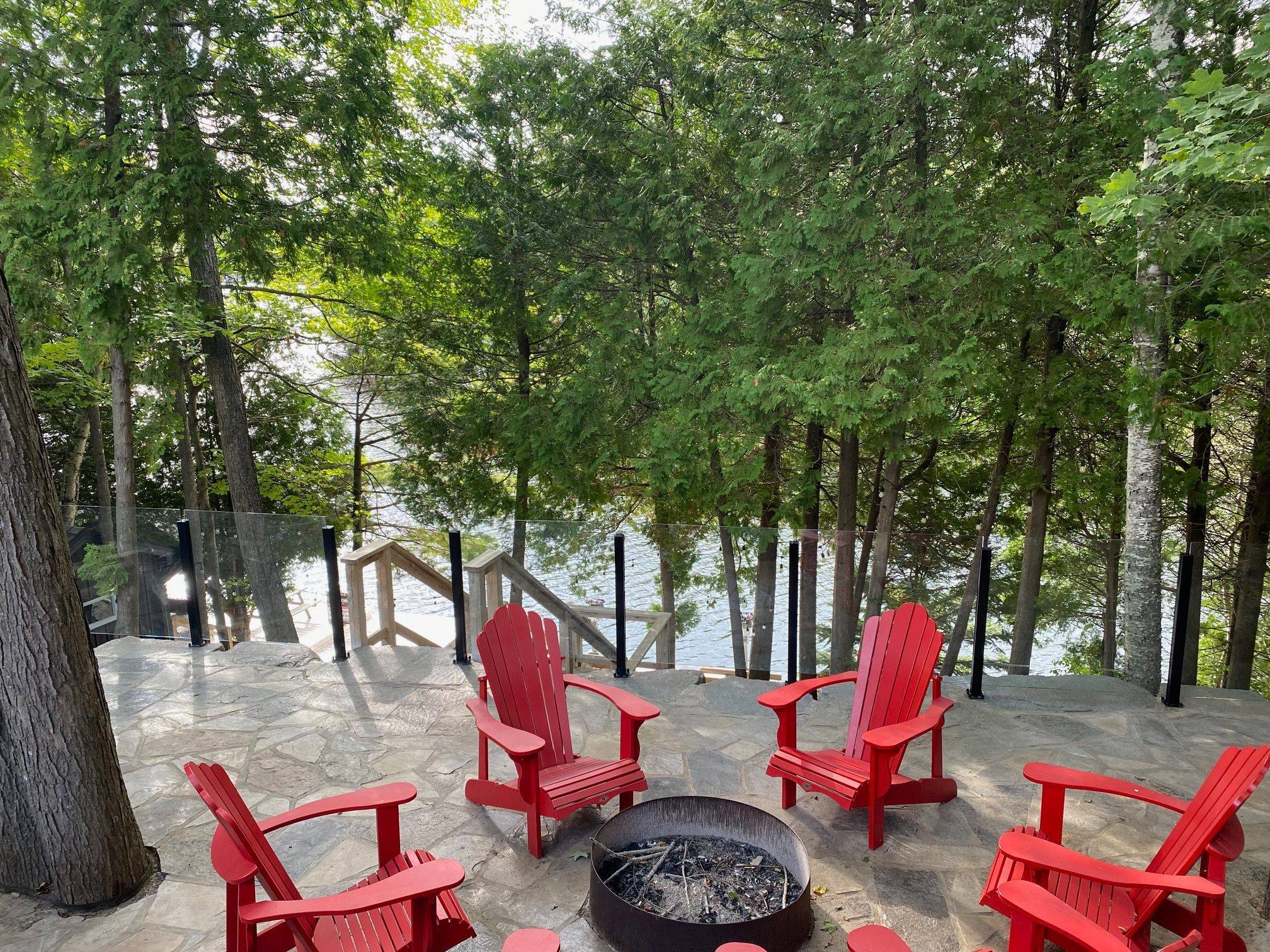 1264 Sauble Falls RD, South Bruce Peninsula, ON N0H 2G0