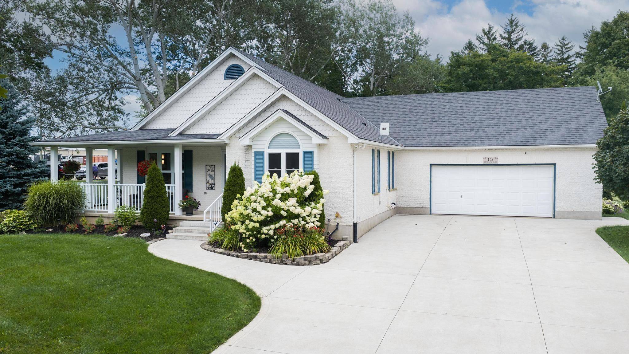 15 Shephard PL, Wilmot, ON N3A 2E4