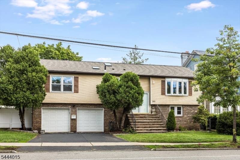 373 Orange Rd, Montclair Twp., NJ 07042
