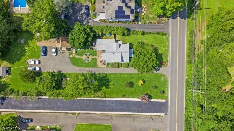 192-194 Deans Ln, South Brunswick Twp., NJ 08852