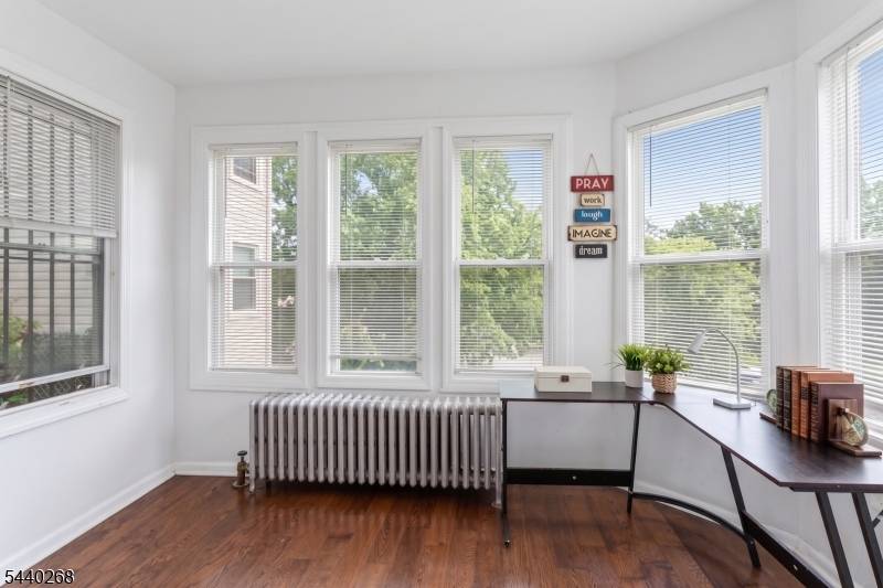 158 S Clinton St, East Orange City, NJ 07018