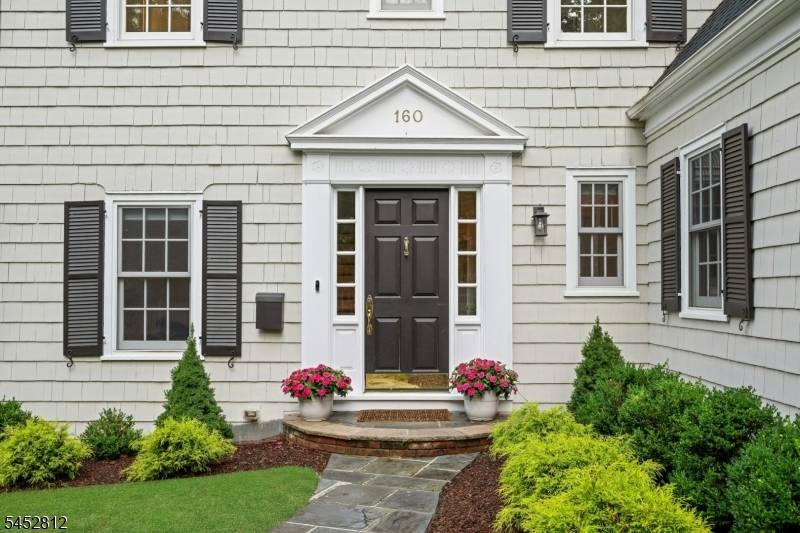 158 Bellevue Avenue, Summit City, NJ 07901