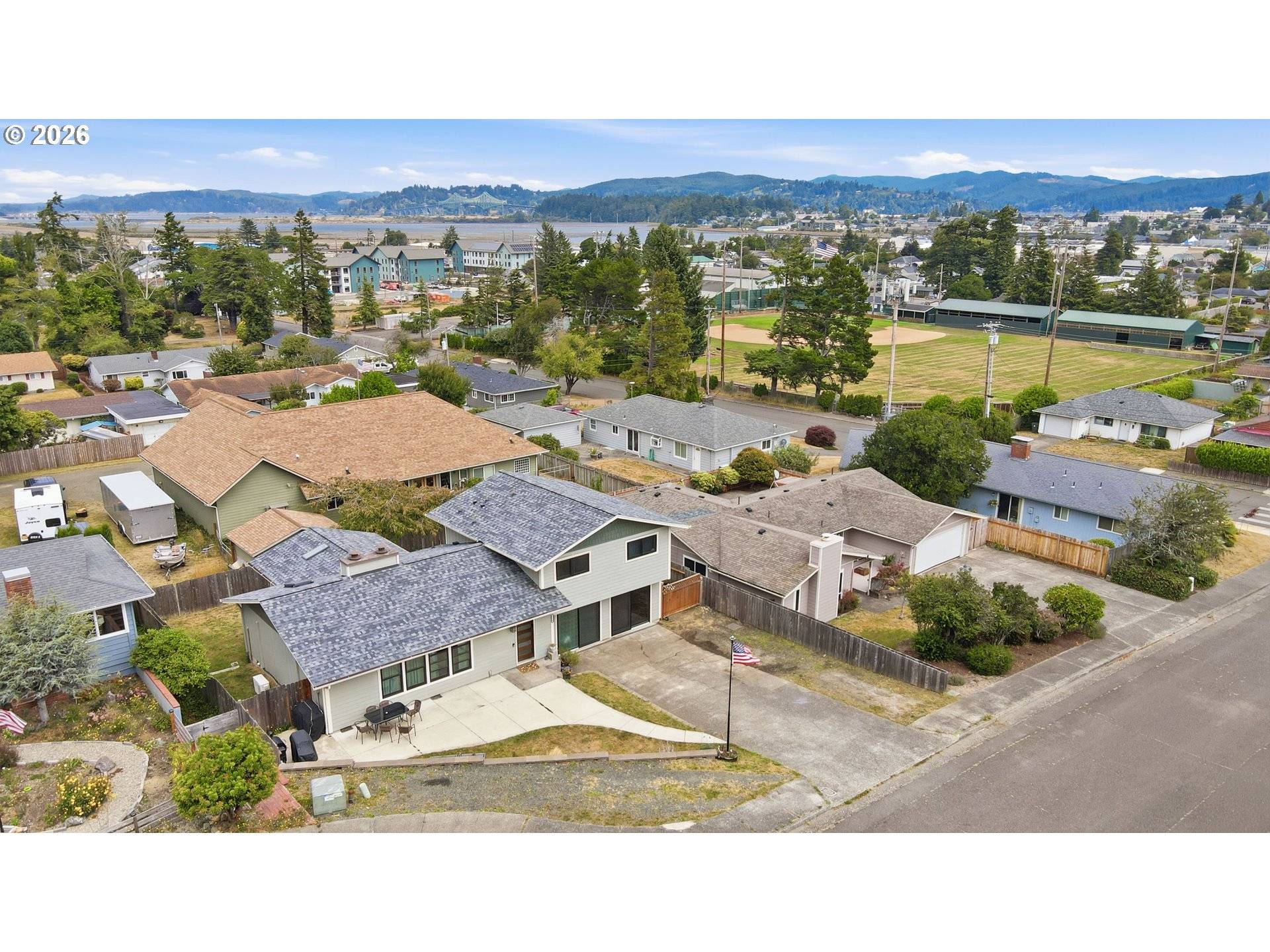 2220 MAINE CT, North Bend, OR 97459