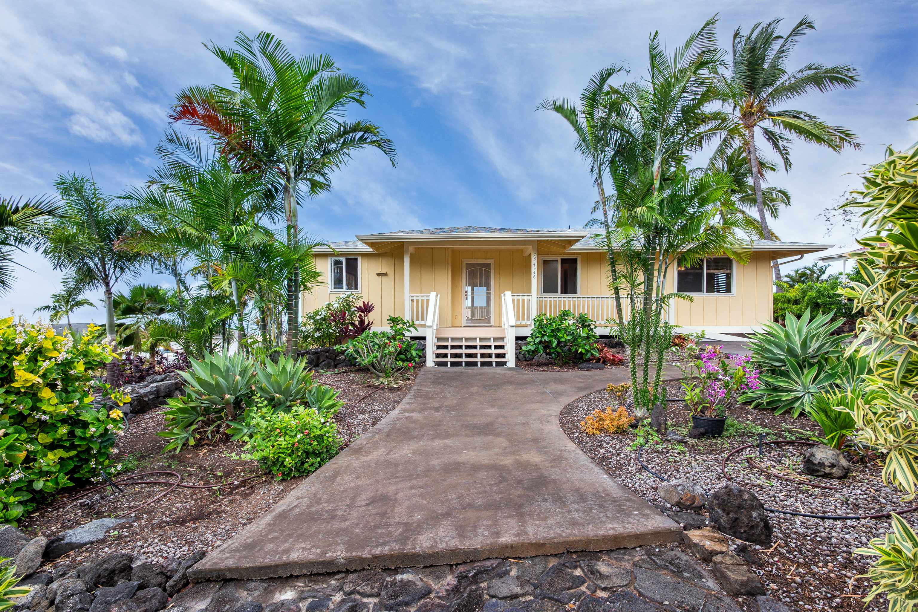 73-4346 LUNAHANA PL, Kailua Kona, HI 96740