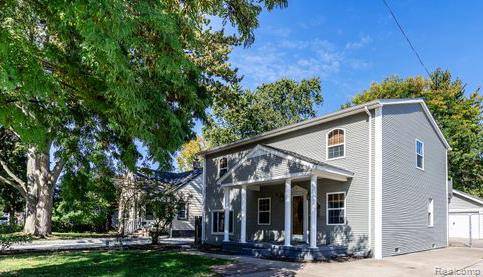 22105 RIDGEWAY ST, St. Clair Shores, MI 48080