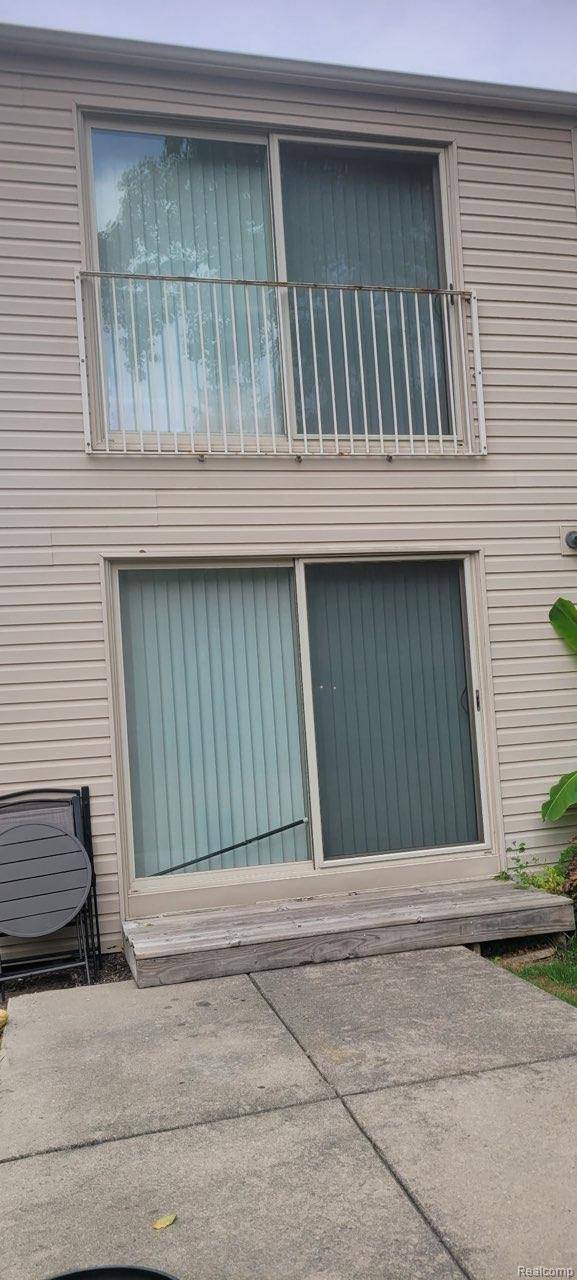 1 Fredericksburg Towne ST #1, Southfield, MI 48075