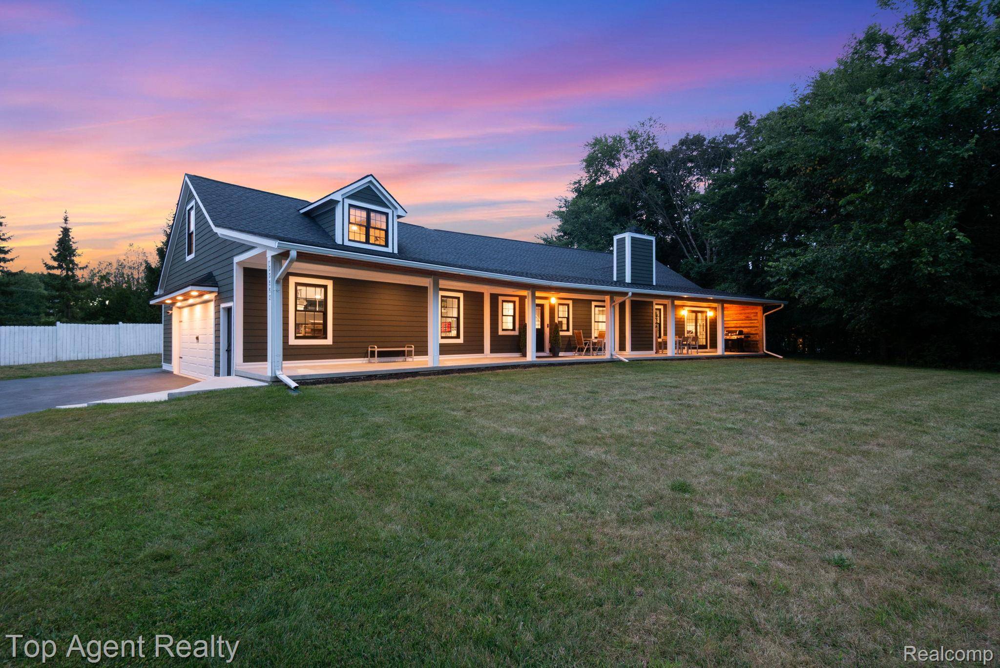27593 Old Colony ST, Farmington Hills, MI 48334