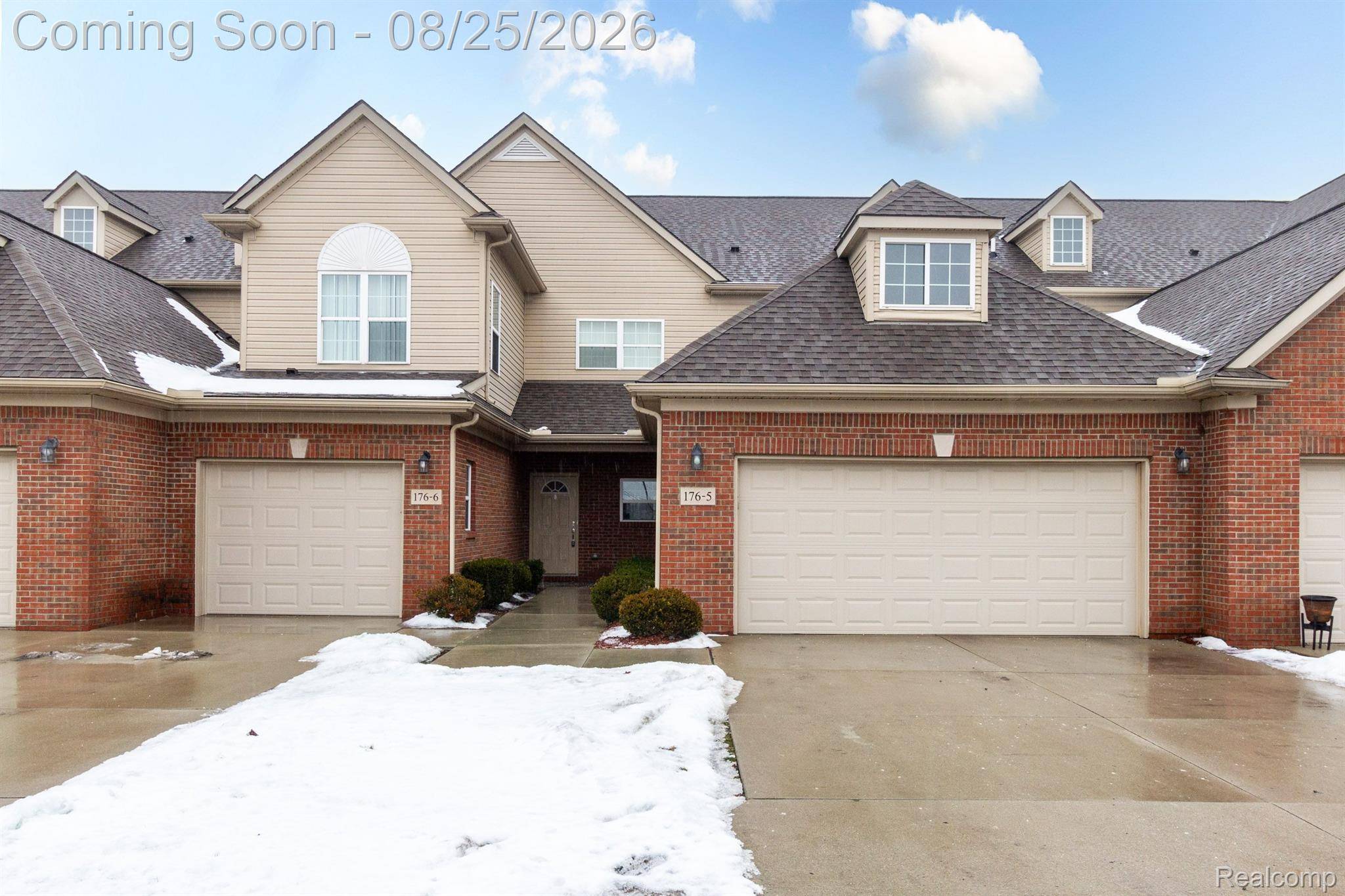 180-84 Marina #84, Detroit, MI 48214