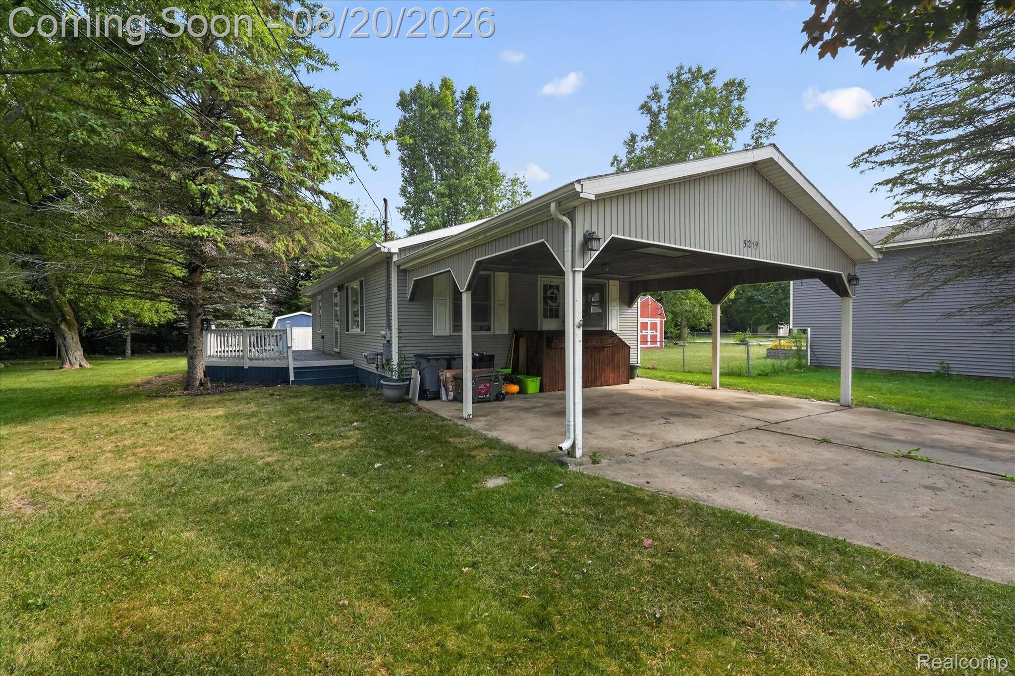 5219 E Carpenter RD, Genesee Charter Township, MI 48506