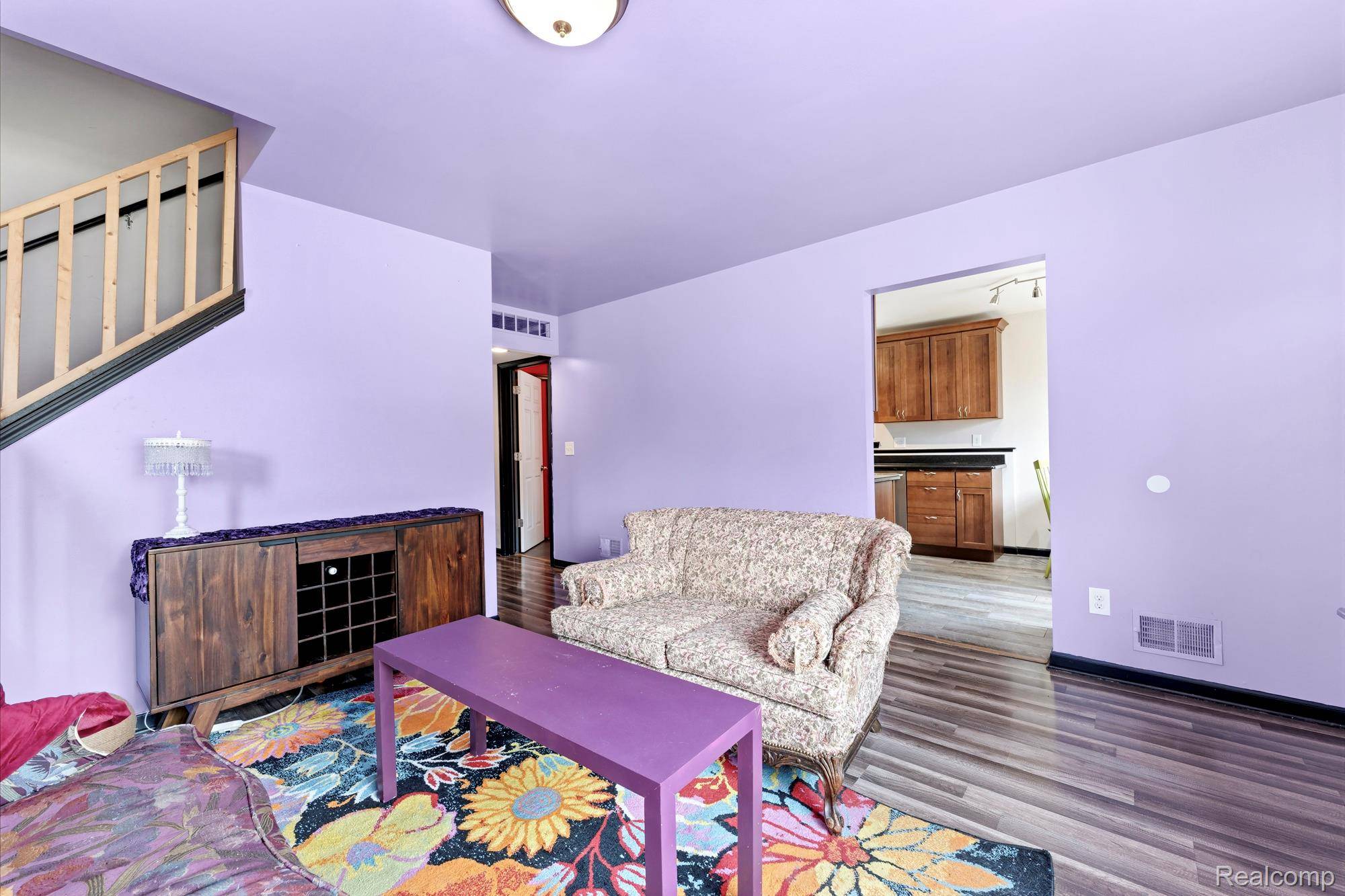 21708 Powers AVE, Dearborn Heights, MI 48125